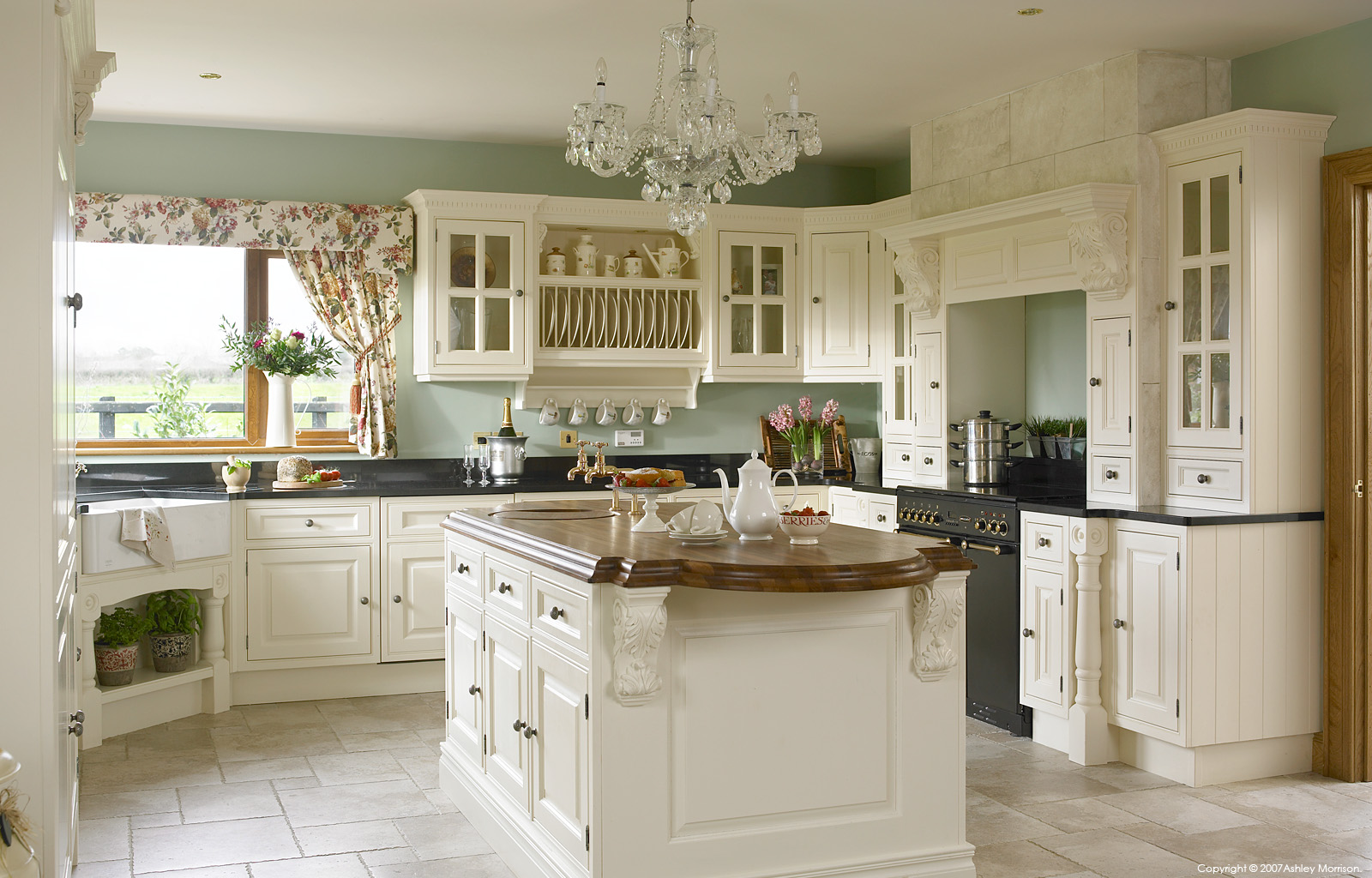 Kitchen by O'Donnell Kitchens / O&S doors Ltd in Dungannon.